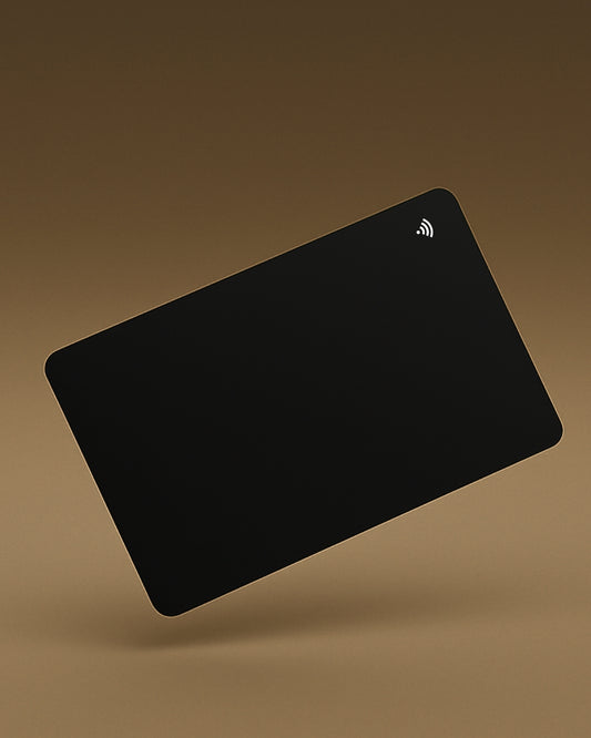 Tarjeta física con tecnología NFC Negra Clasica